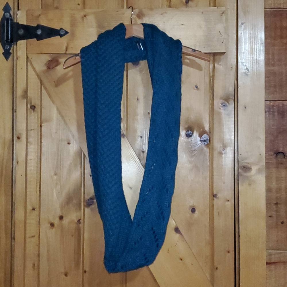 Banana Republic wrap scarf